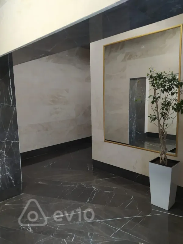 Kirayə verilir 3 otaqlı yeni tikili 145 m²