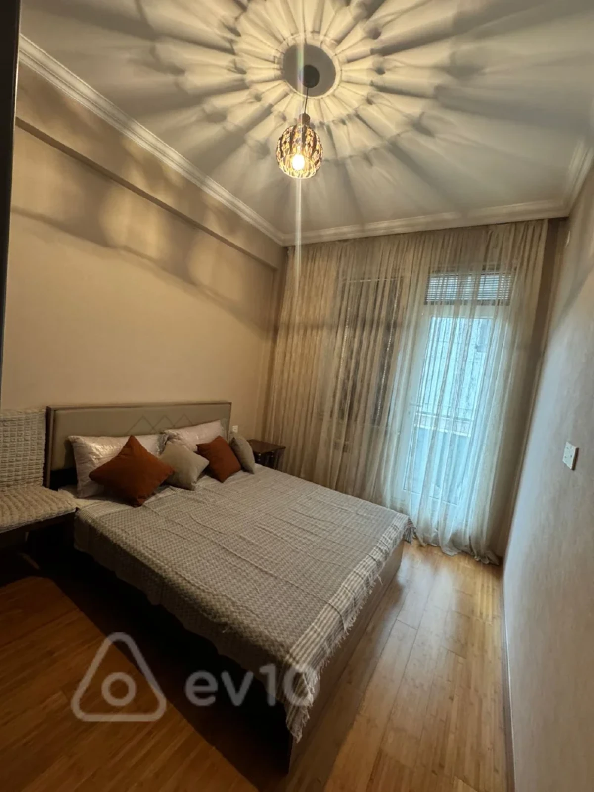 Kirayə verilir 2 otaqlı yeni tikili 51 m²