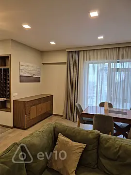 Kirayə verilir 3 otaqlı yeni tikili 120 m²