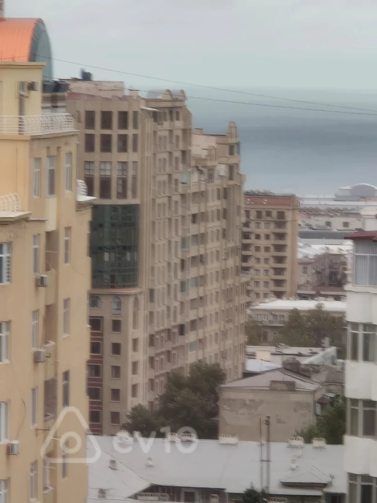 Kirayə verilir 3 otaqlı yeni tikili 120 m²