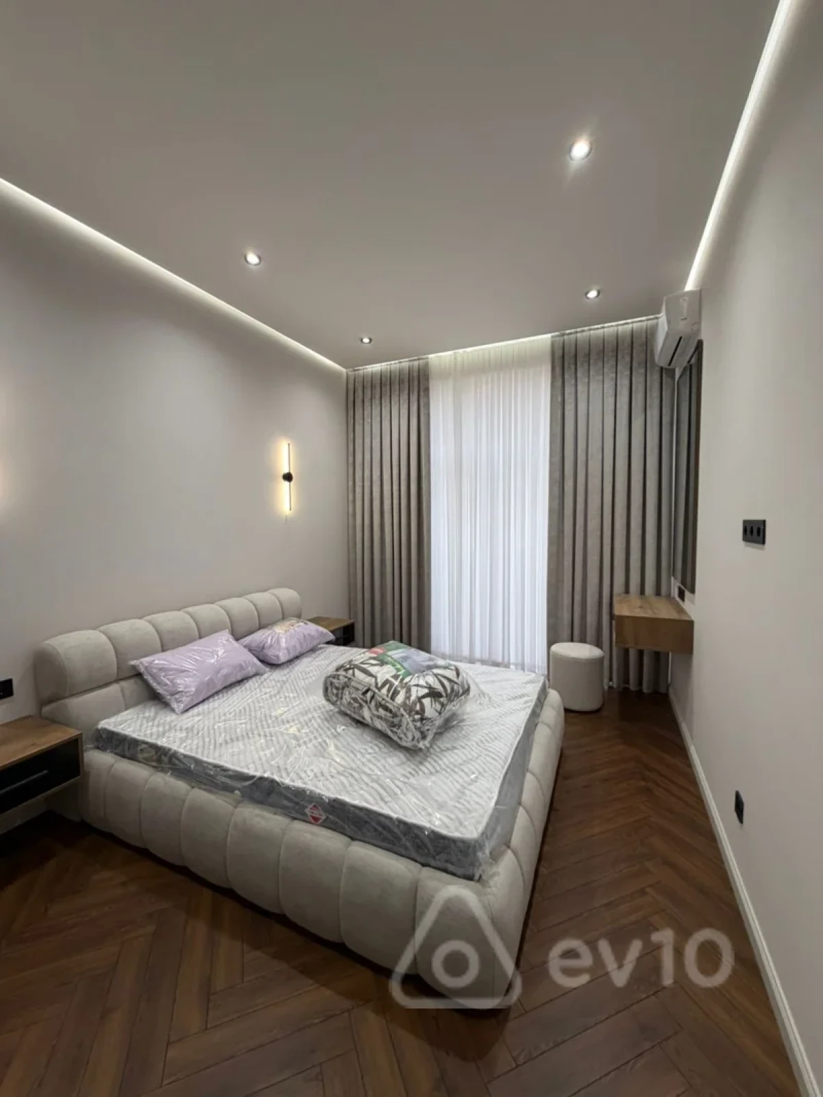 Kirayə verilir 3 otaqlı yeni tikili 130 m²