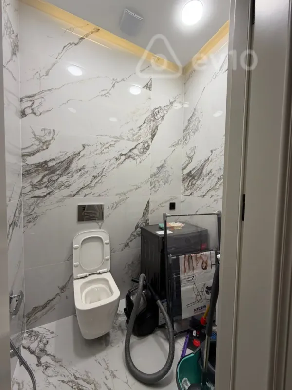 Kirayə verilir 3 otaqlı yeni tikili 130 m²