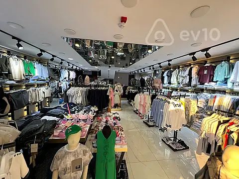 Kirayə verilir mənzil 160 m²