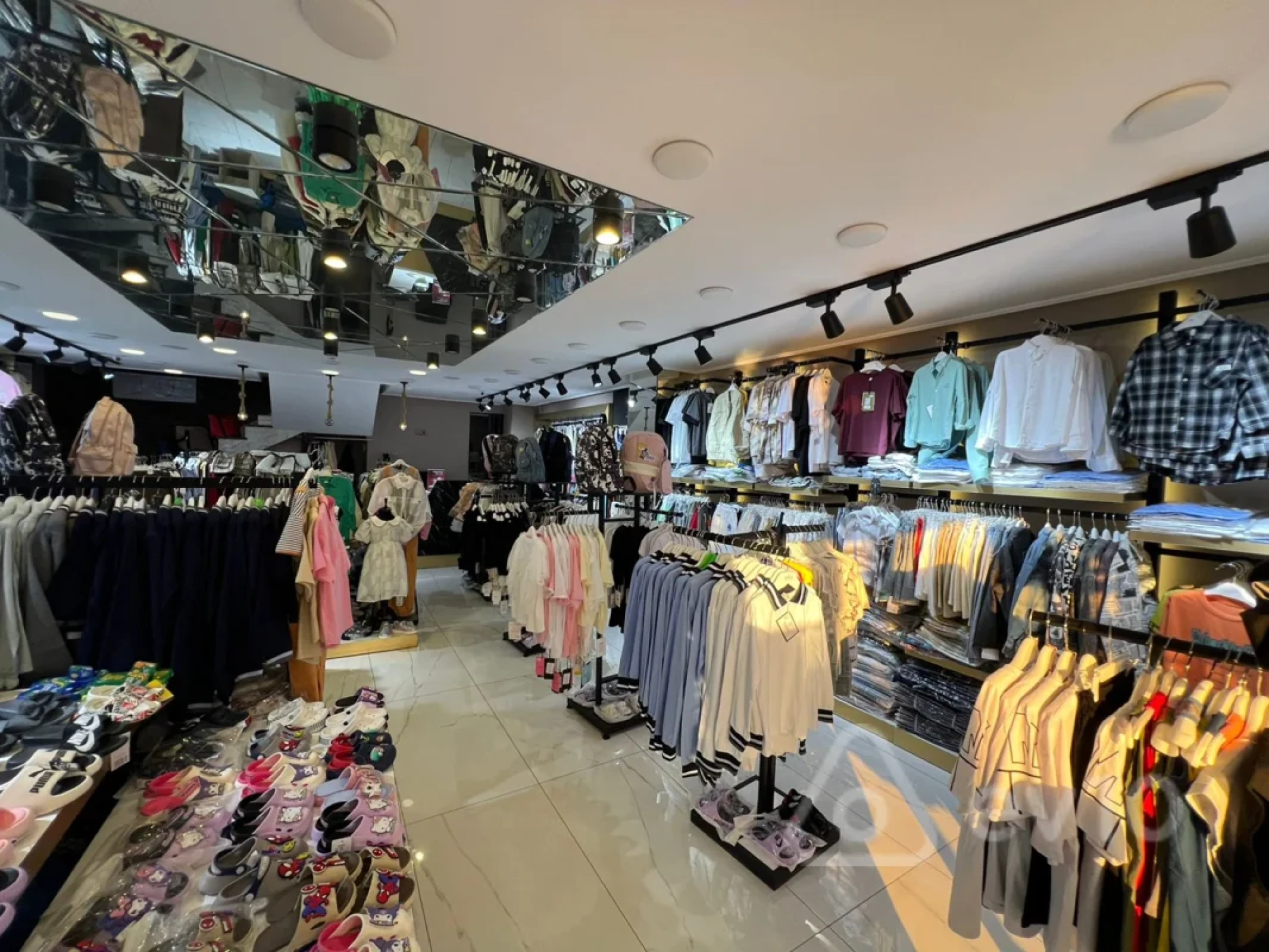 Kirayə verilir mənzil 160 m²