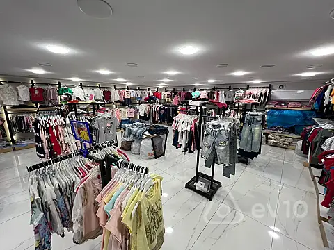 Kirayə verilir mənzil 160 m²