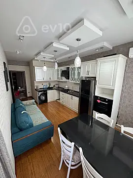 Satılır 4 otaqlı yeni tikili 150 m²