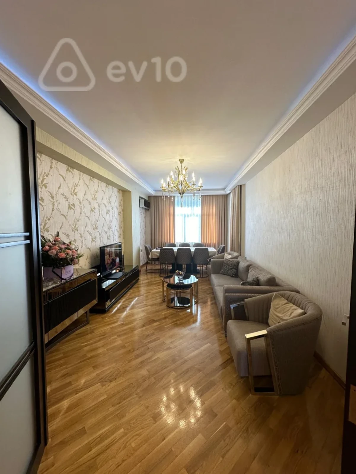 Satılır 3 otaqlı yeni tikili 127 m²