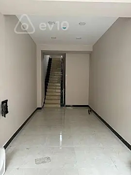 Kirayə verilir 17 otaqlı ofis 700 m²