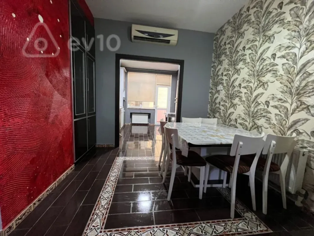 Kirayə verilir 2 otaqlı yeni tikili 27 m²
