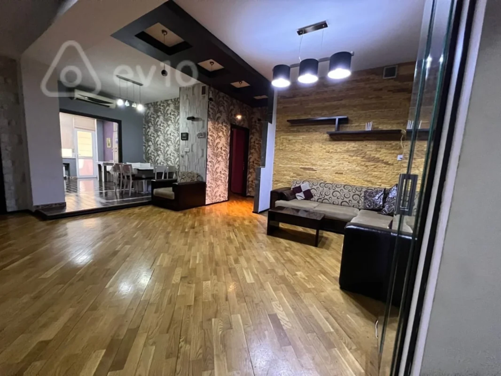 Kirayə verilir 2 otaqlı yeni tikili 27 m²