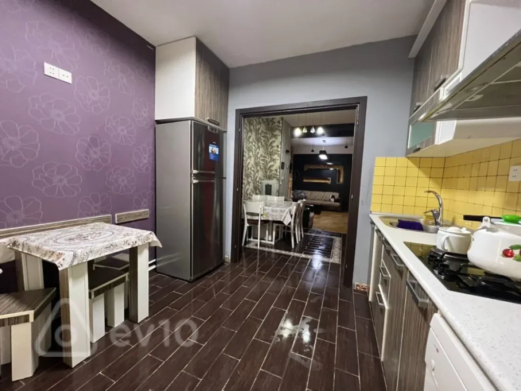 Kirayə verilir 2 otaqlı yeni tikili 27 m²