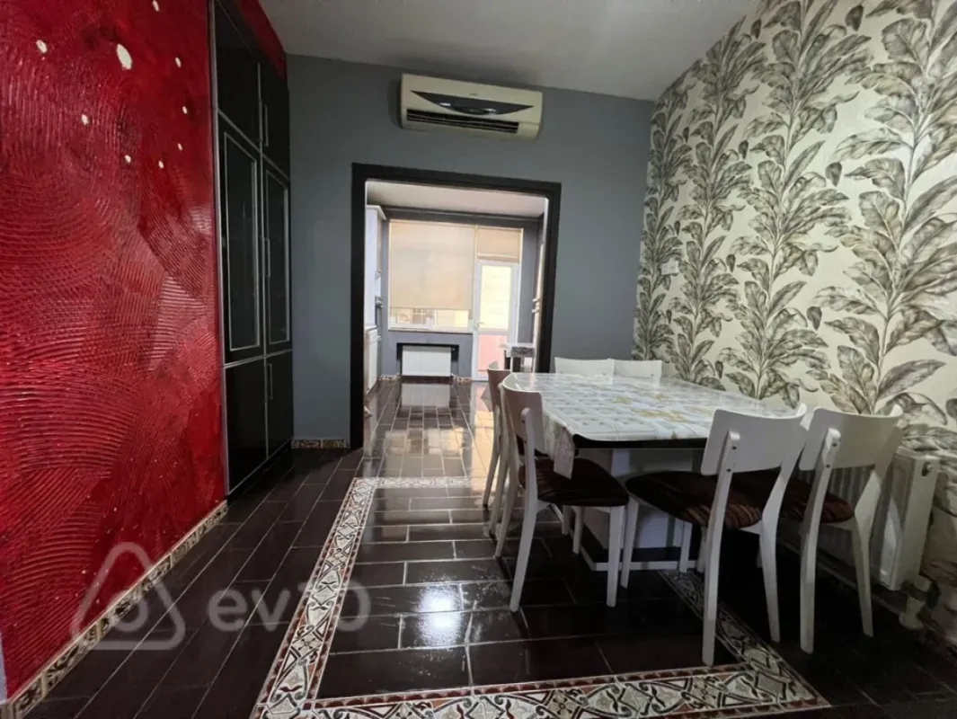 Kirayə verilir 2 otaqlı yeni tikili 27 m²