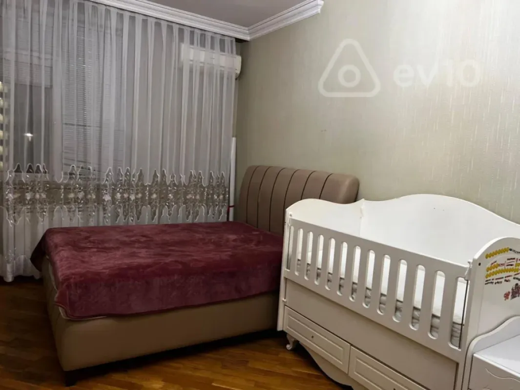 Satılır 3 otaqlı yeni tikili 156 m²