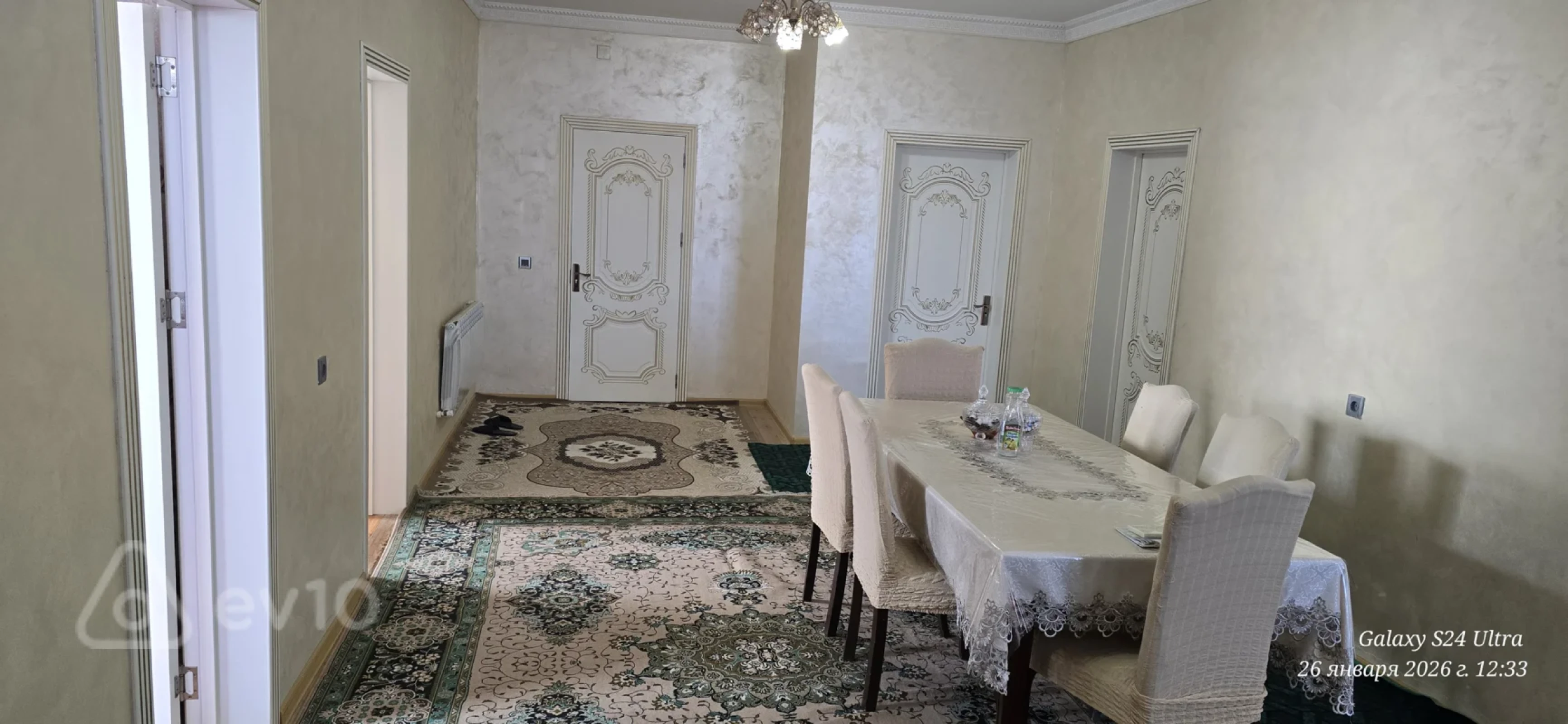 Satılır 8 otaqlı həyət evi 300 m²