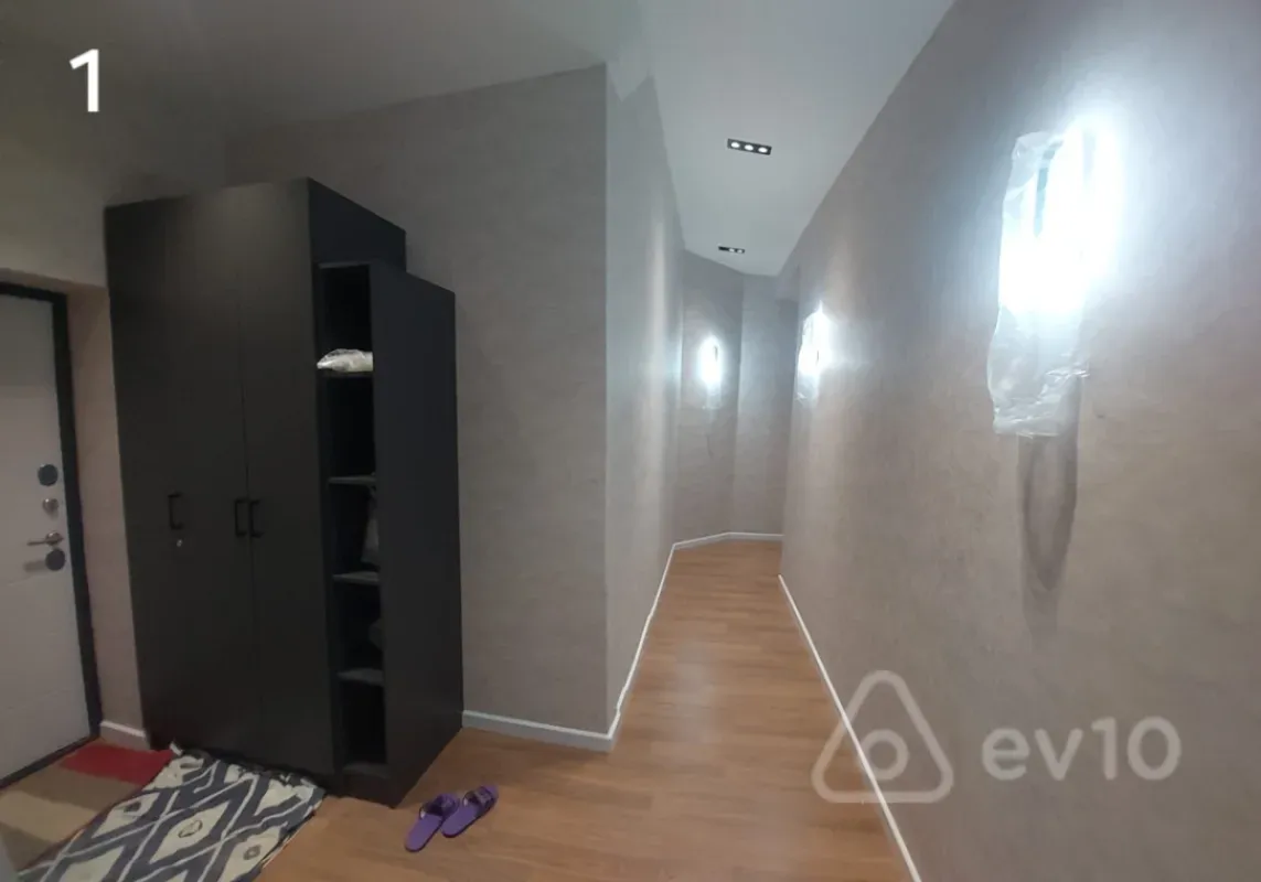 Kirayə verilir 3 otaqlı yeni tikili 140 m²