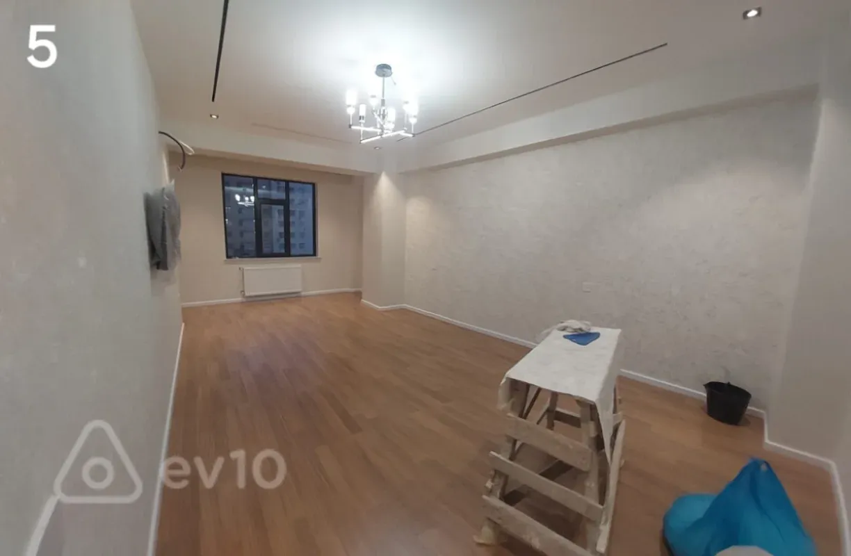 Kirayə verilir 3 otaqlı yeni tikili 140 m²