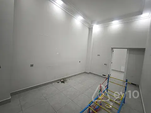 Kirayə verilir 4 otaqlı ofis 240 m²