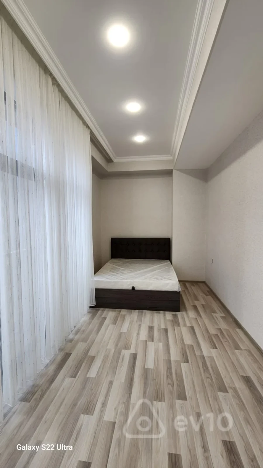 Satılır 3 otaqlı yeni tikili 93 m²