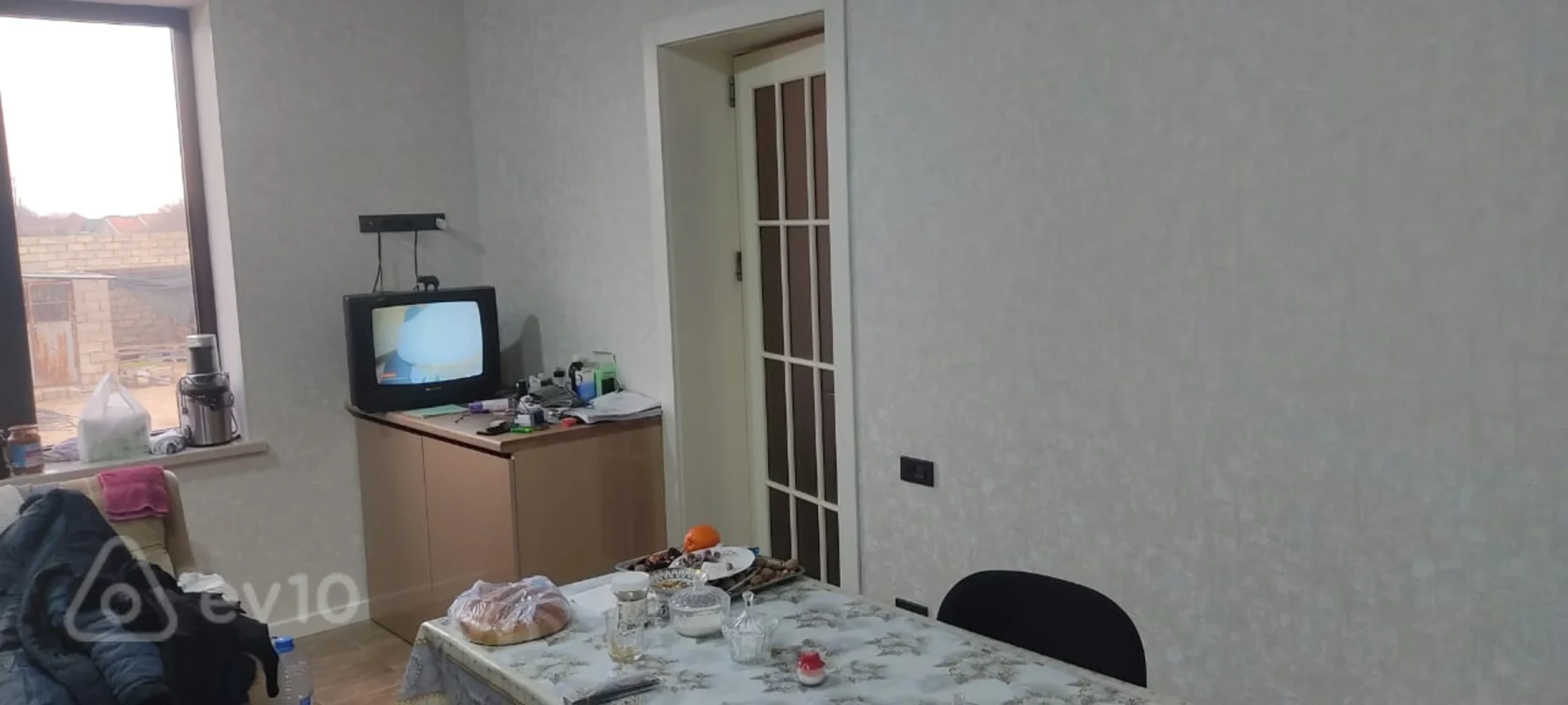 Satılır 7 otaqlı həyət evi 315 m²