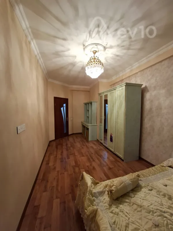 Satılır 2 otaqlı yeni tikili 61 m²