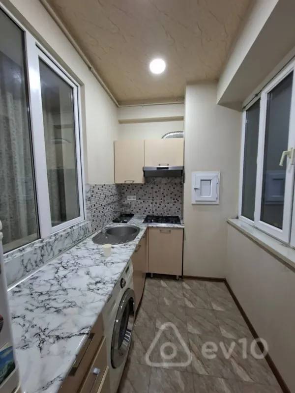 Satılır 2 otaqlı yeni tikili 61 m²