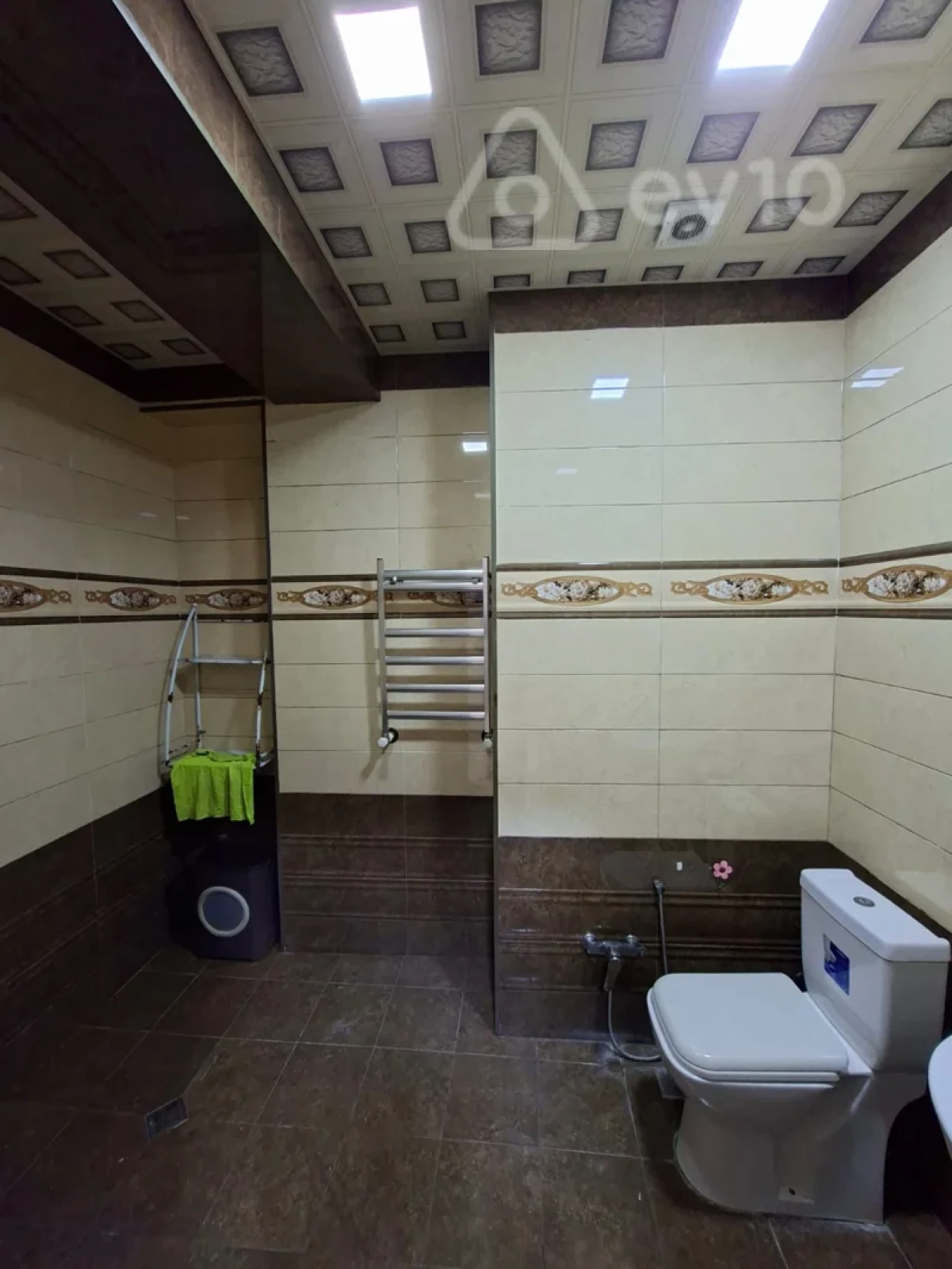 Satılır 2 otaqlı yeni tikili 61 m²