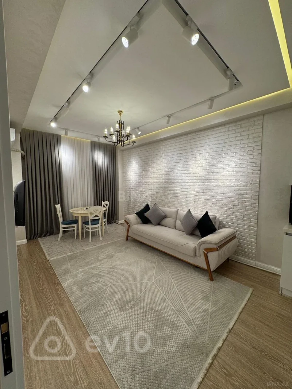 Satılır 2 otaqlı yeni tikili 46 m²