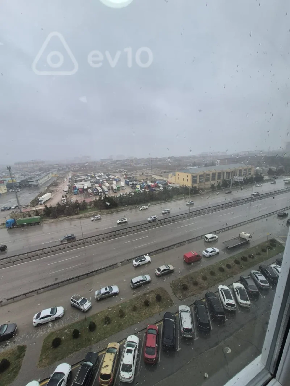 Satılır 2 otaqlı yeni tikili 50 m²