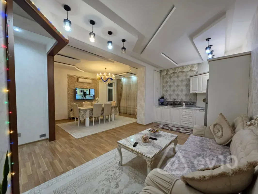Satılır 3 otaqlı yeni tikili 103 m²