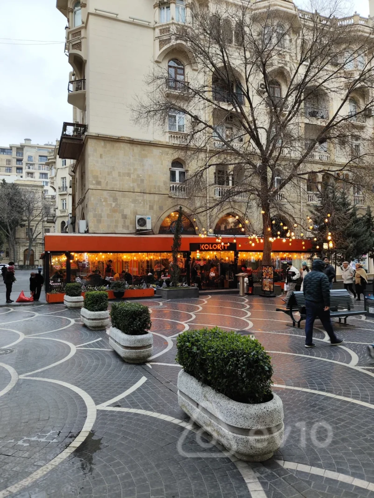 Kirayə verilir 2 otaqlı ofis 65 m²