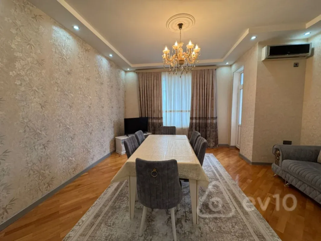Satılır 3 otaqlı yeni tikili 96 m²