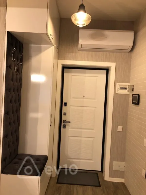 Satılır 2 otaqlı yeni tikili 65 m²