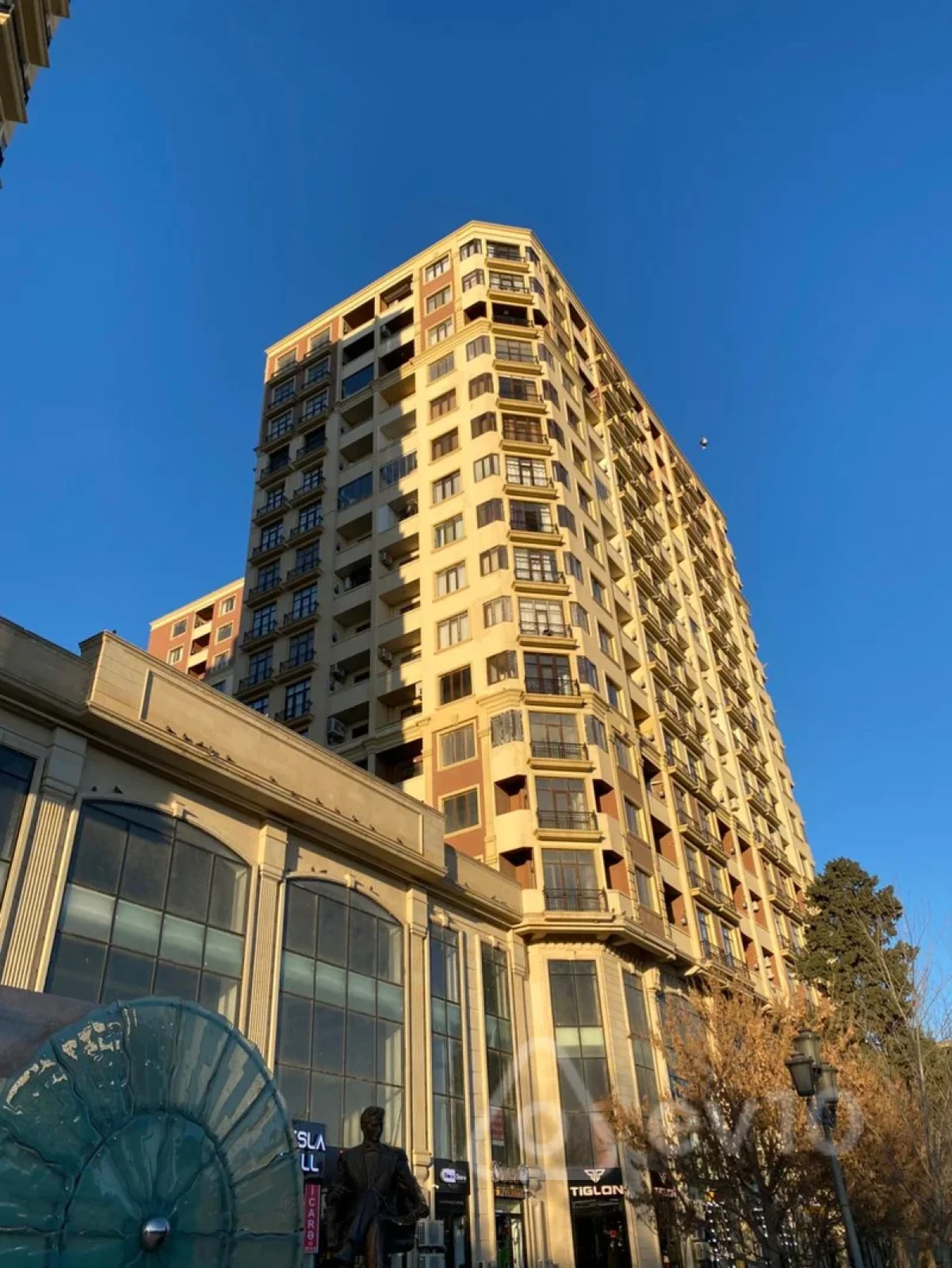 Satılır 3 otaqlı yeni tikili 139 m²