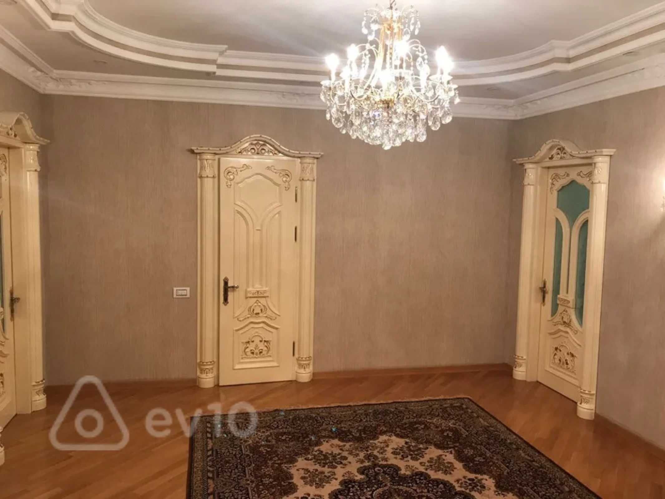 Satılır 3 otaqlı yeni tikili 158 m²