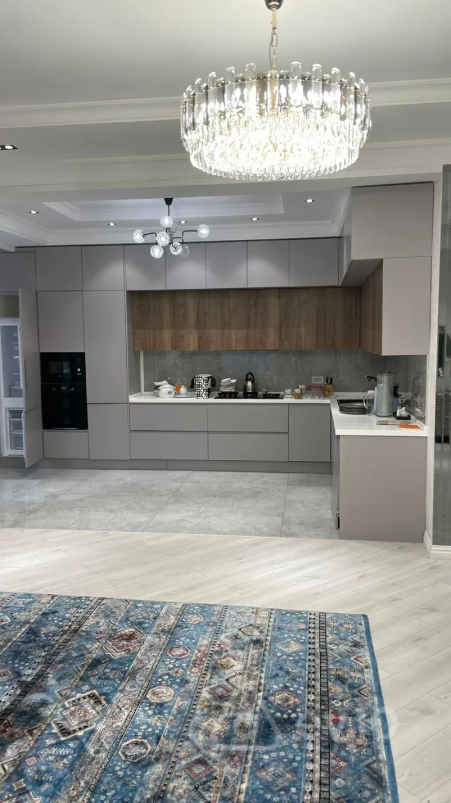 Satılır 3 otaqlı yeni tikili 135 m²