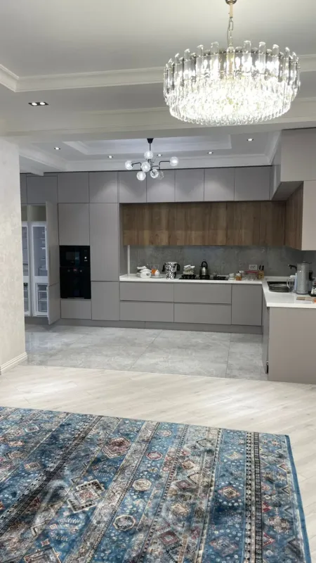 Satılır 3 otaqlı yeni tikili 135 m²