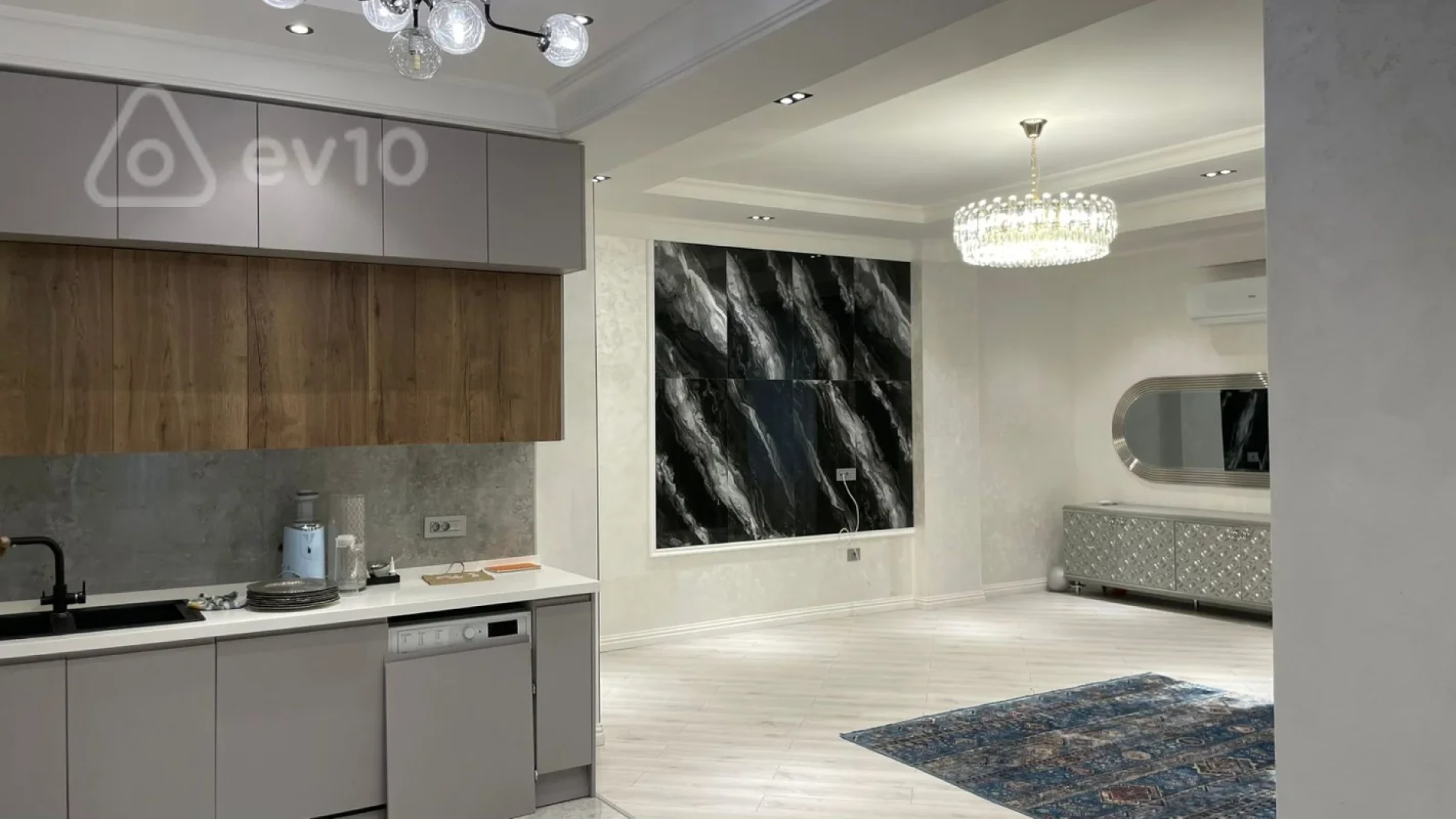 Satılır 3 otaqlı yeni tikili 135 m²