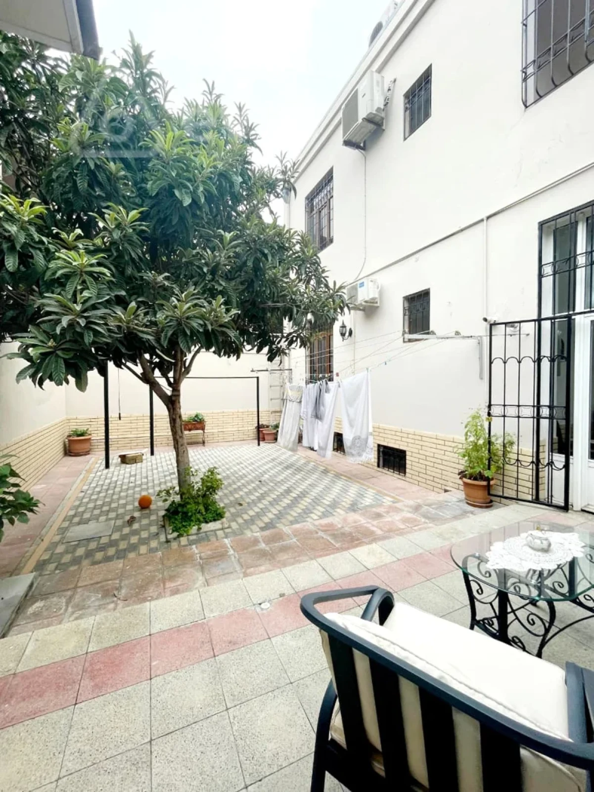 Satılır 7 otaqlı həyət evi 230 m²