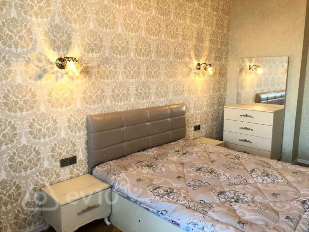 Satılır 2 otaqlı yeni tikili 55 m²