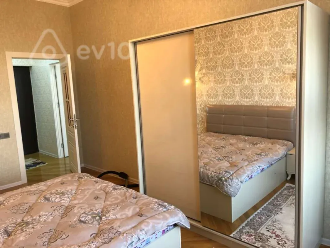 Satılır 2 otaqlı yeni tikili 55 m²