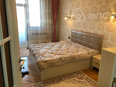 Satılır 2 otaqlı yeni tikili 55 m²