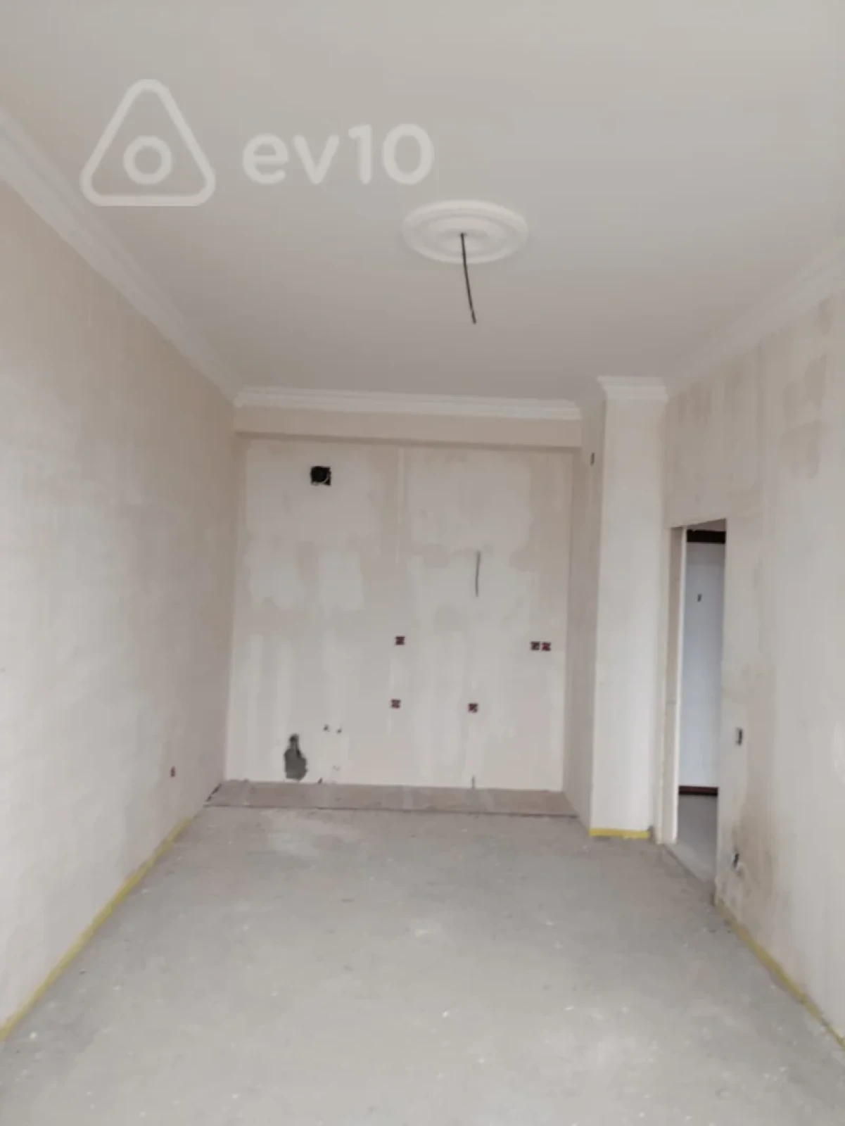 Satılır 2 otaqlı yeni tikili 45 m²
