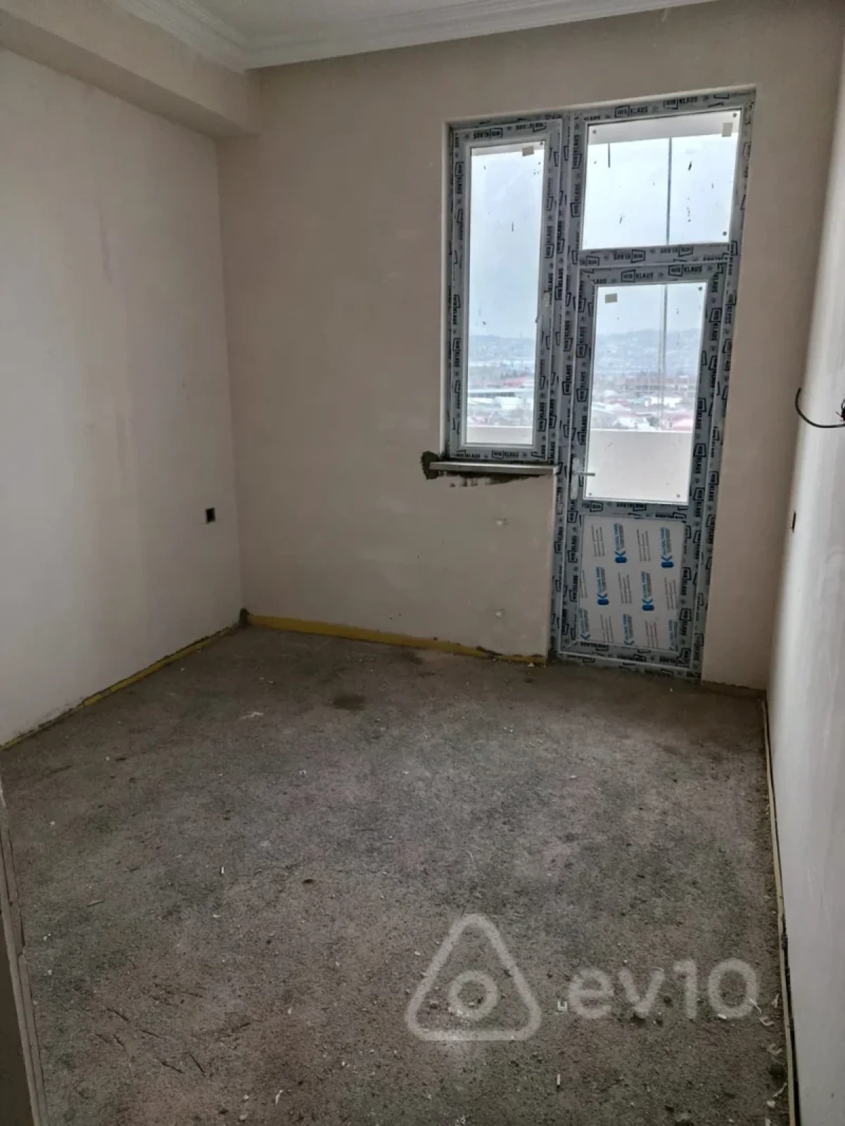 Satılır 2 otaqlı yeni tikili 45 m²