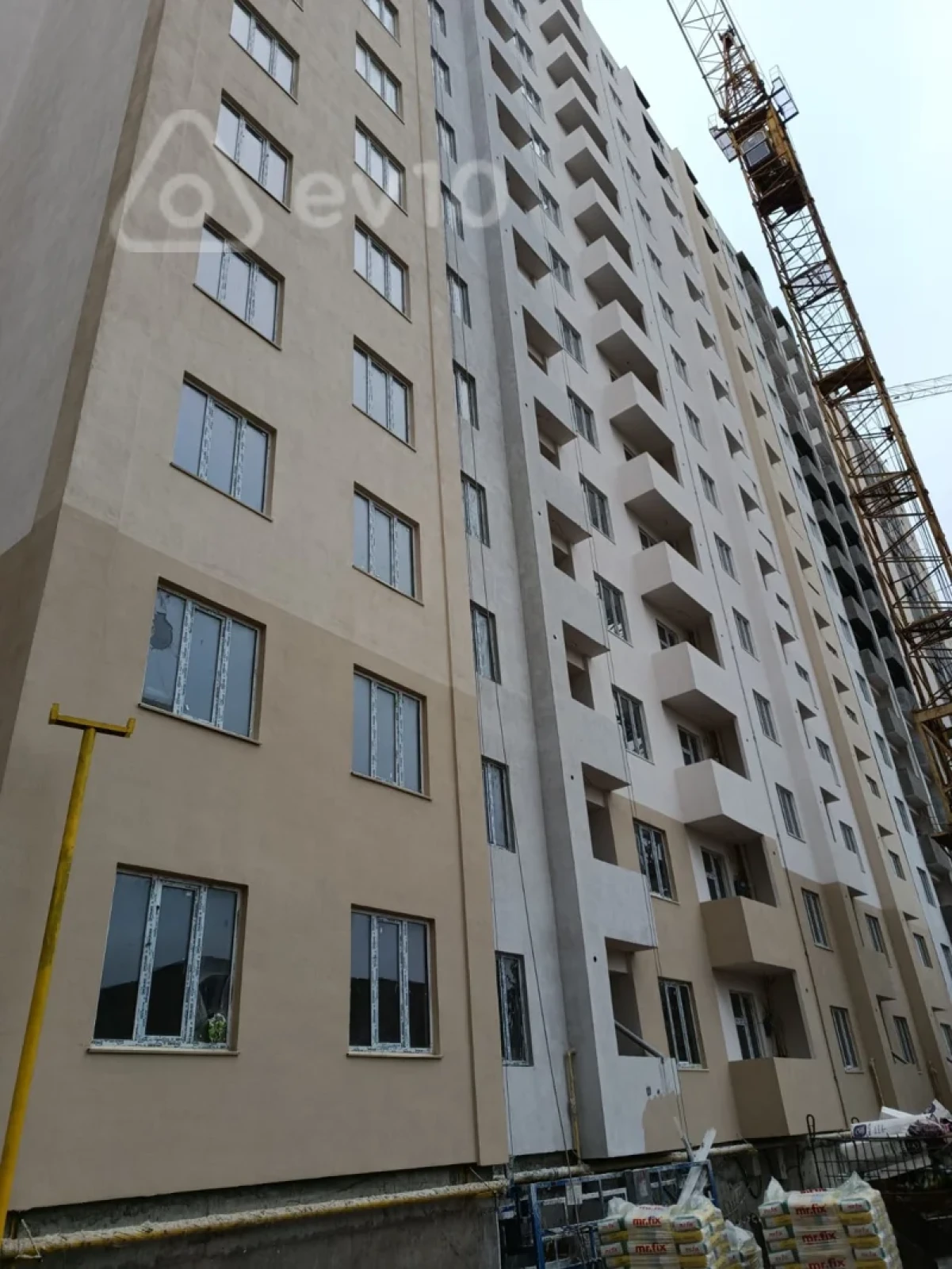 Satılır 2 otaqlı yeni tikili 45 m²