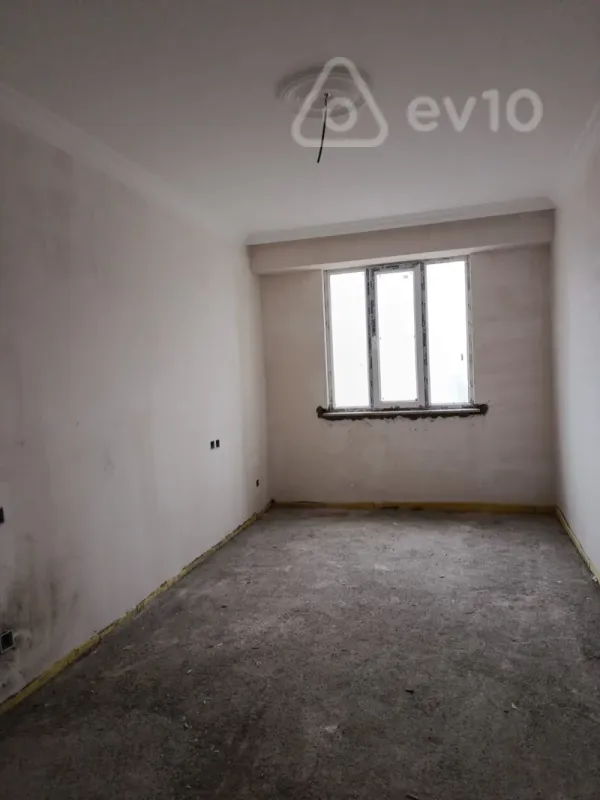 Satılır 2 otaqlı yeni tikili 45 m²