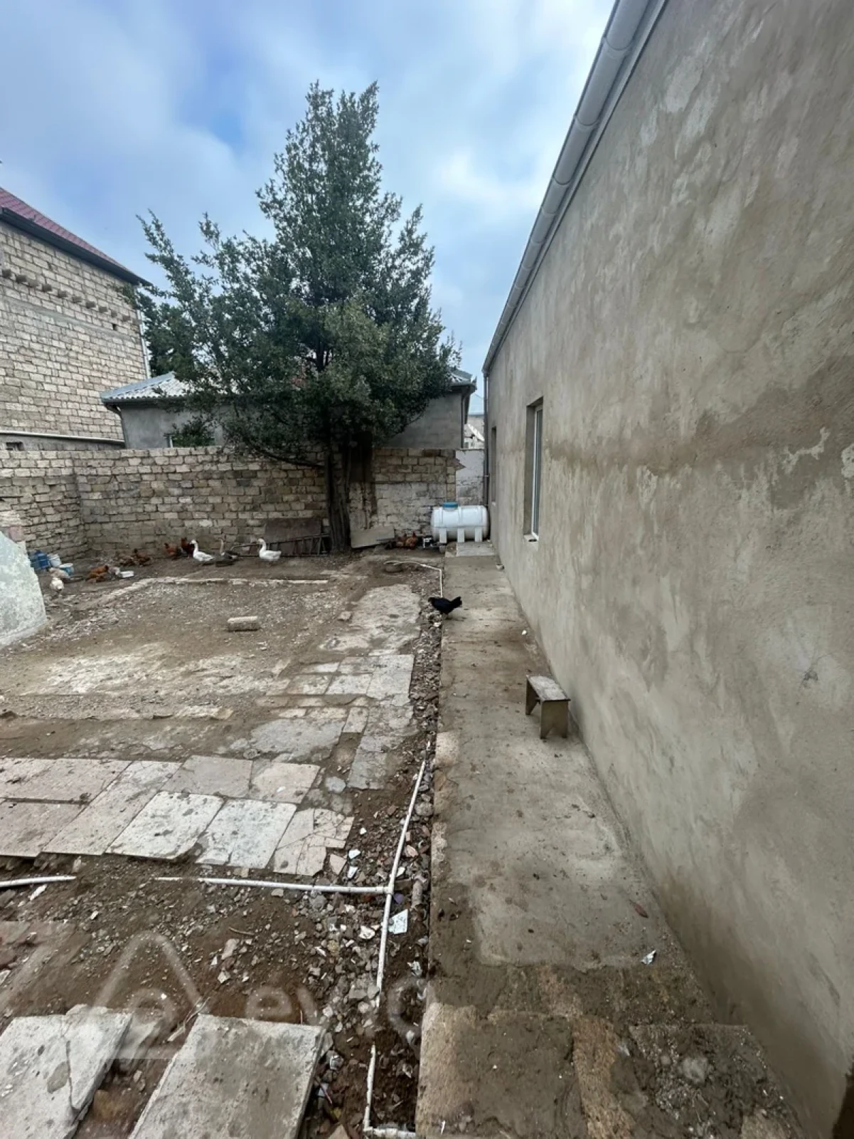 Satılır 4 otaqlı həyət evi 113 m²