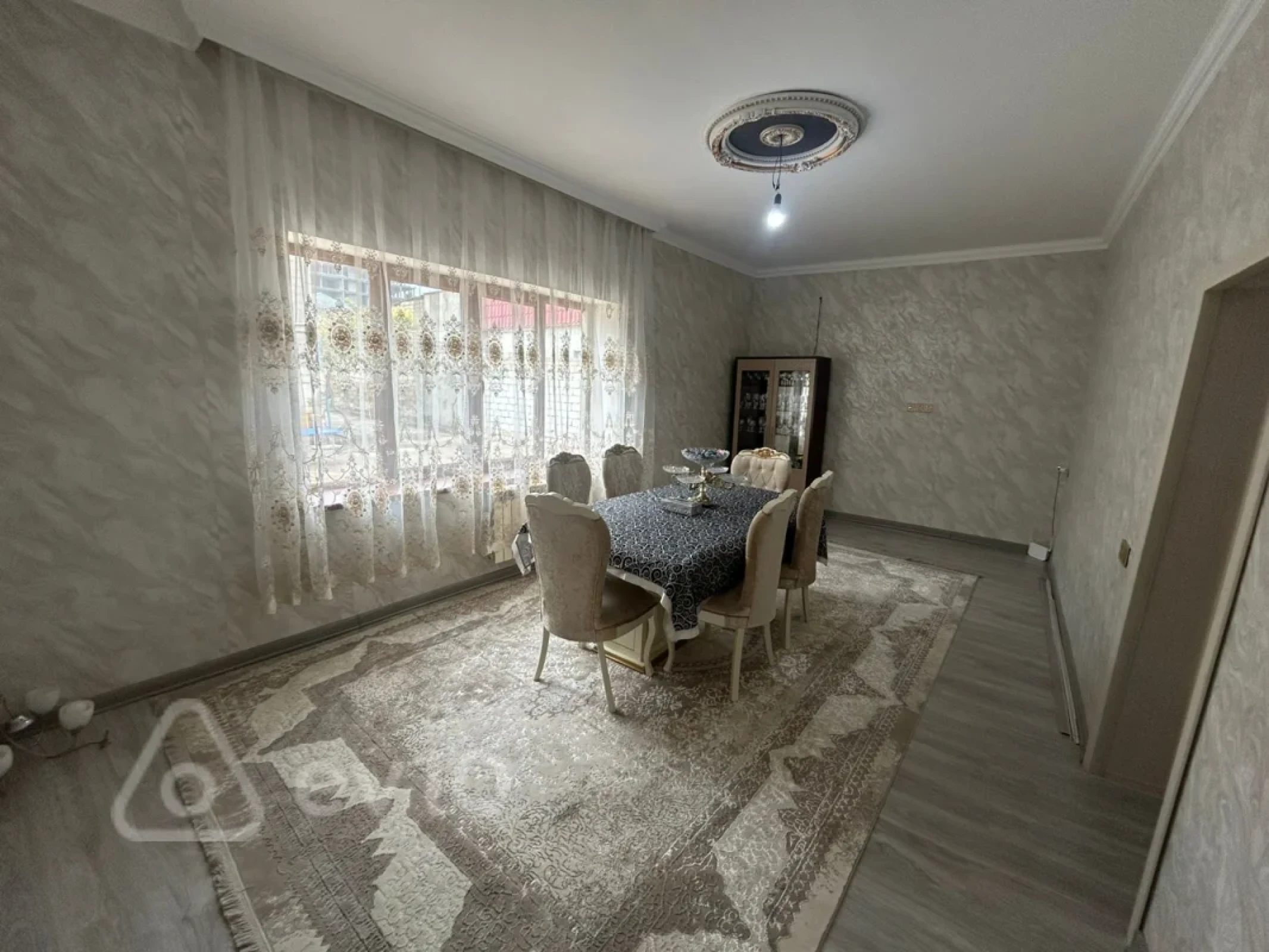 Satılır 4 otaqlı həyət evi 113 m²