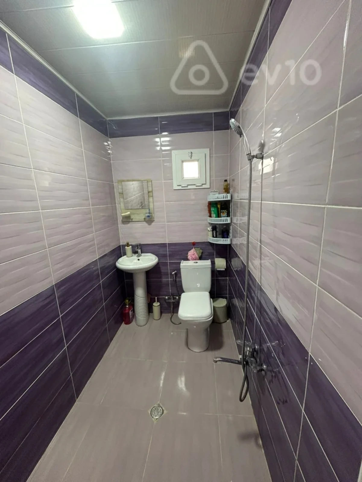 Satılır 4 otaqlı həyət evi 113 m²