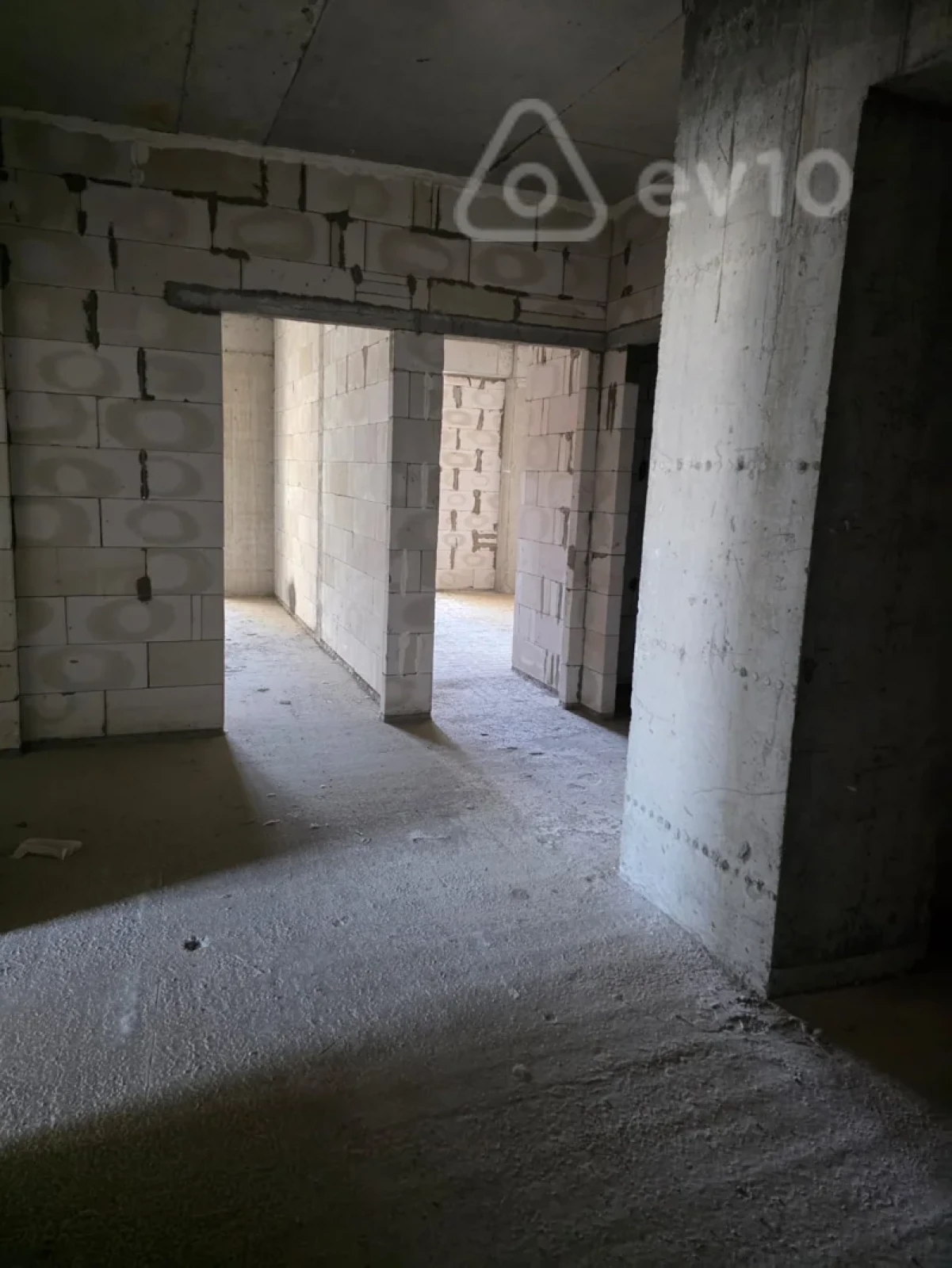 Satılır 1 otaqlı yeni tikili 66 m²