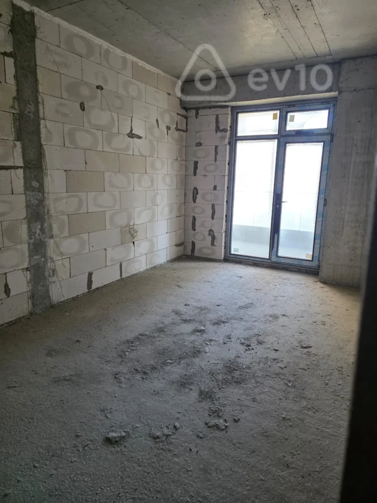 Satılır 1 otaqlı yeni tikili 66 m²
